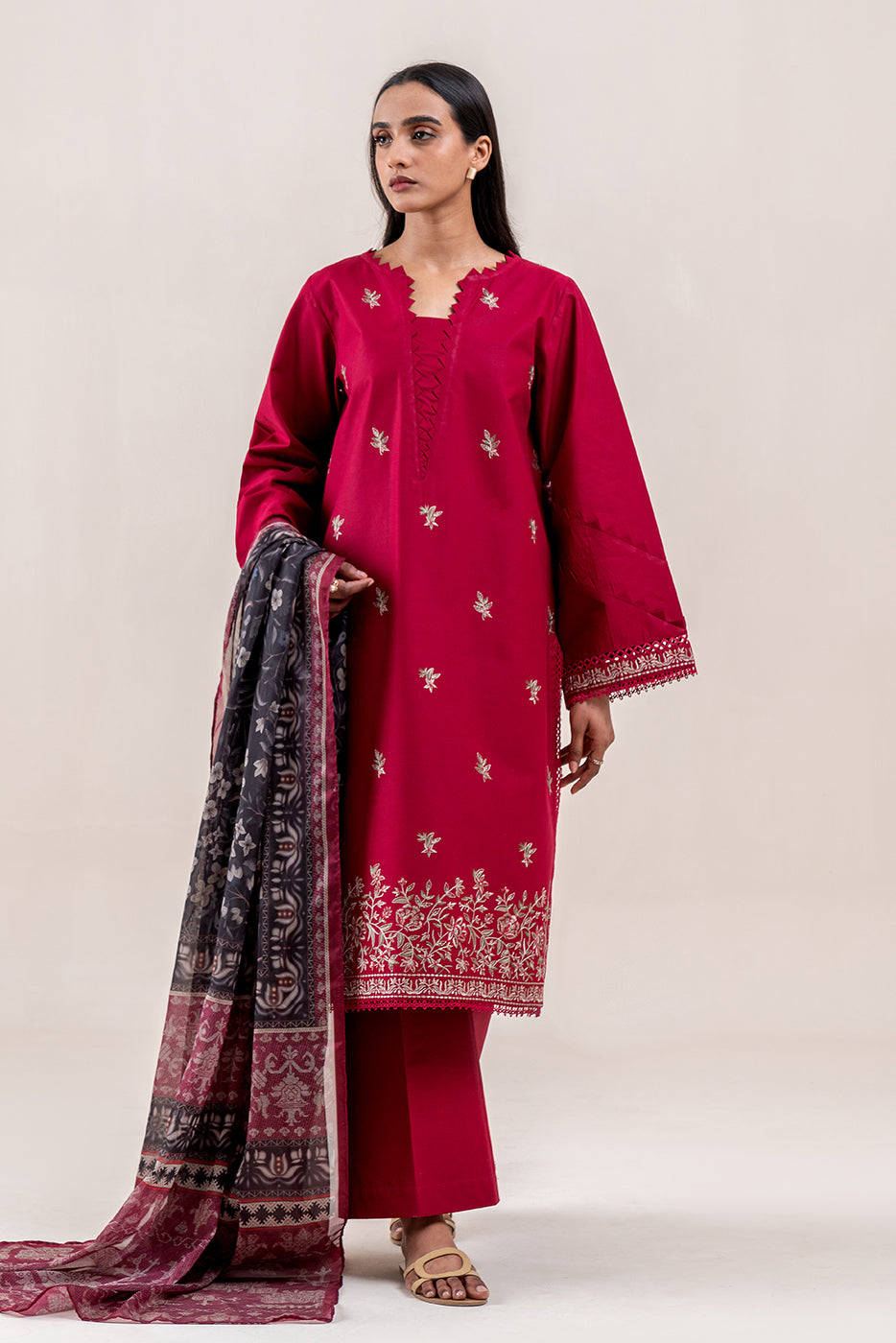 3 PIECE EMBROIDERED LAWN SUIT-RUBY GRACE (UNSTITCHED)