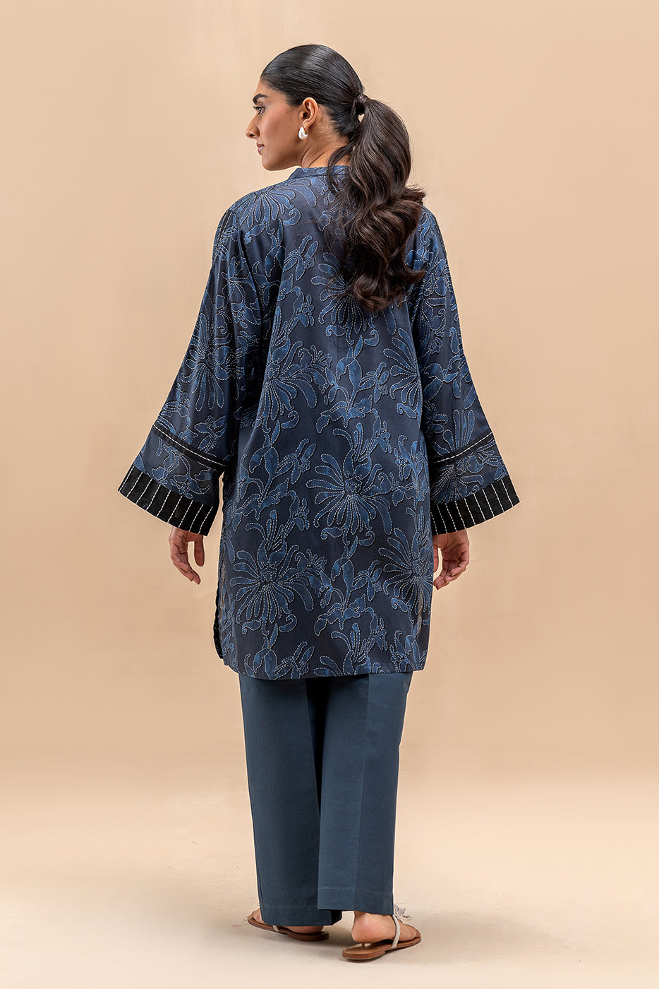 1 PIECE PRINTED LAWN SHIRT-NAVY HUE (UNSTITCHED)