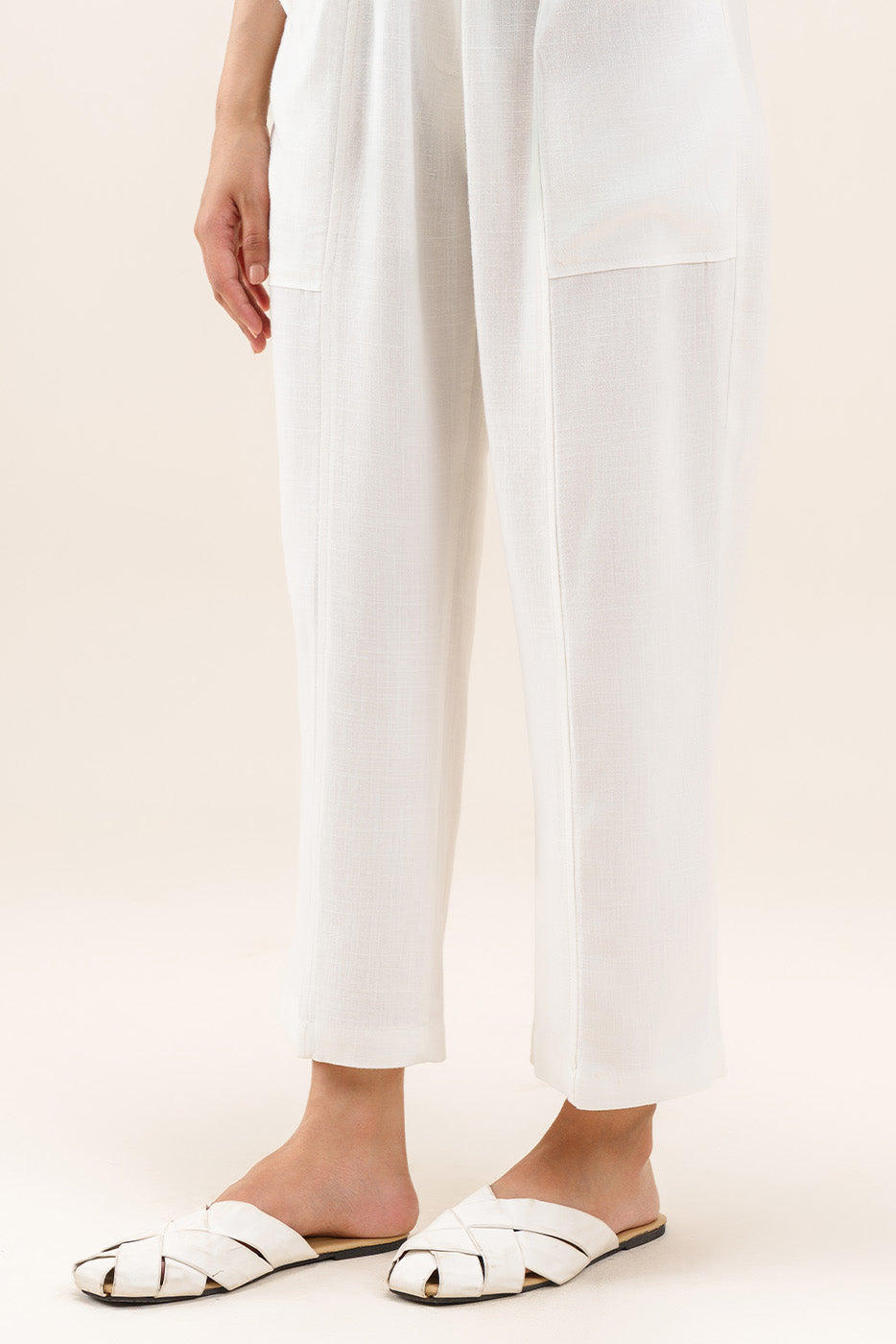 STRAIGHT TROUSER