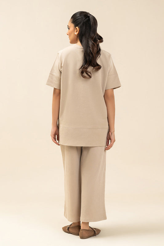 BASIC TEE