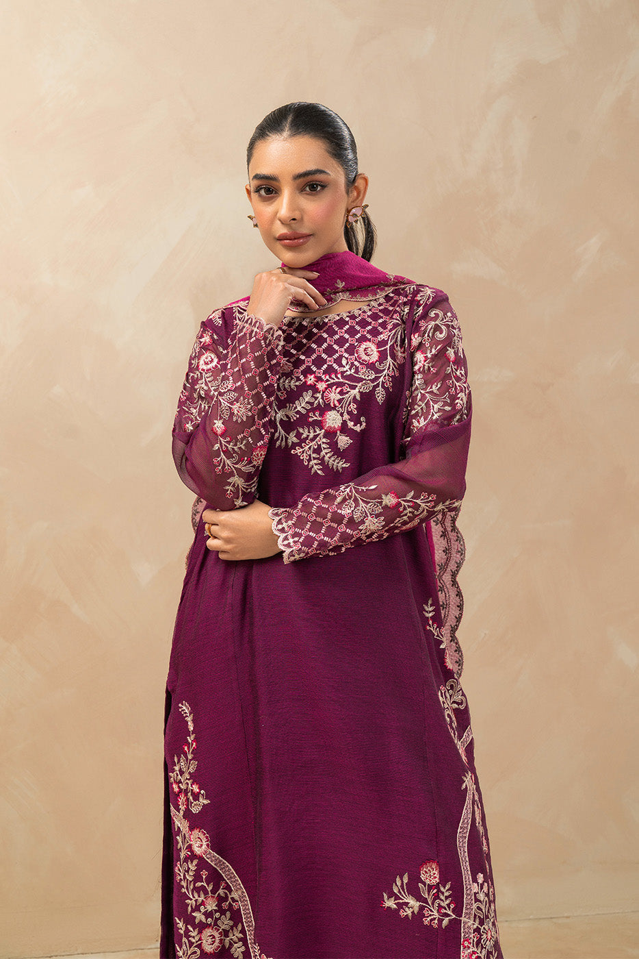 3 PIECE EMBROIDERED ORGANZA SUIT (LUXURY-PRET)