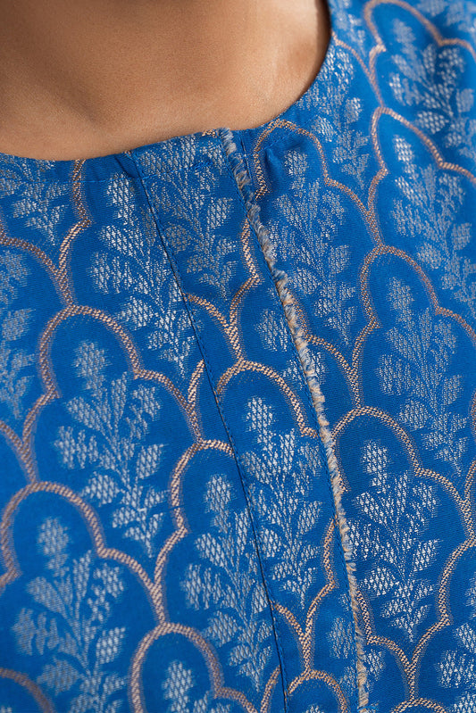 2 PIECE EMBROIDERED JACQUARD SUIT (PRET)