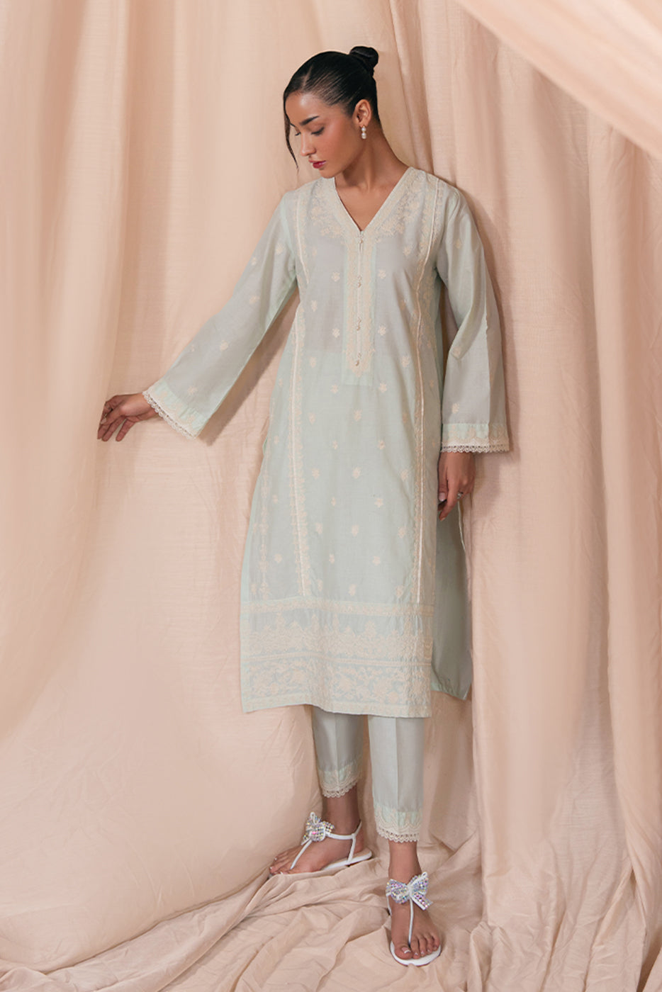 2 PIECE EMBROIDERED LAWN SUIT (PRET)