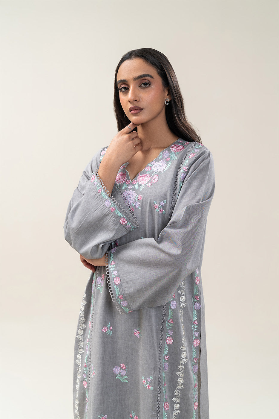 2 PIECE EMBROIDERED CHAMBRAY SUIT (PRET)