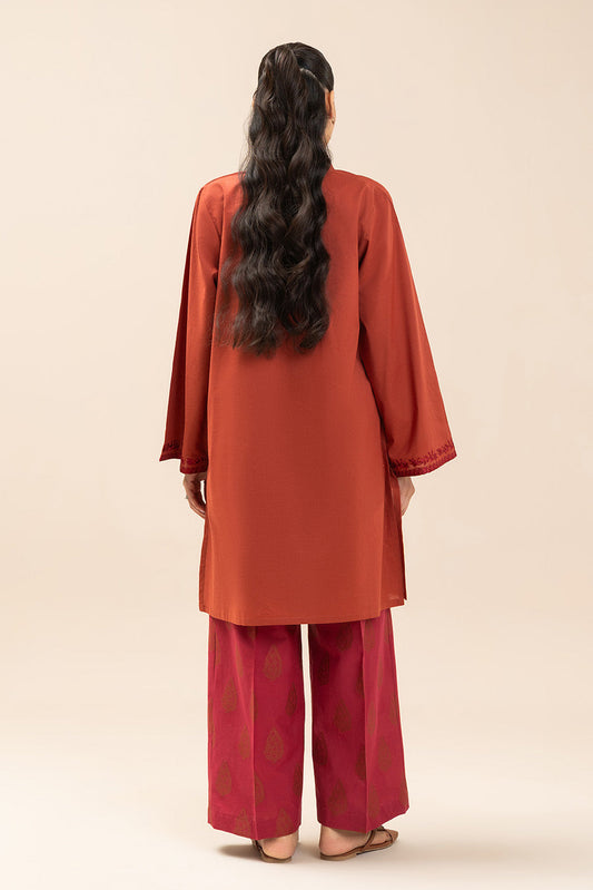 2 PIECE EMBROIDERED CAMBRIC SUIT (PRET)