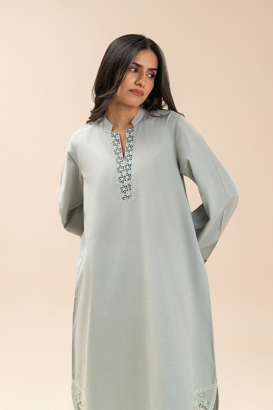 EMBROIDERED SLUB SHIRT (PRET)