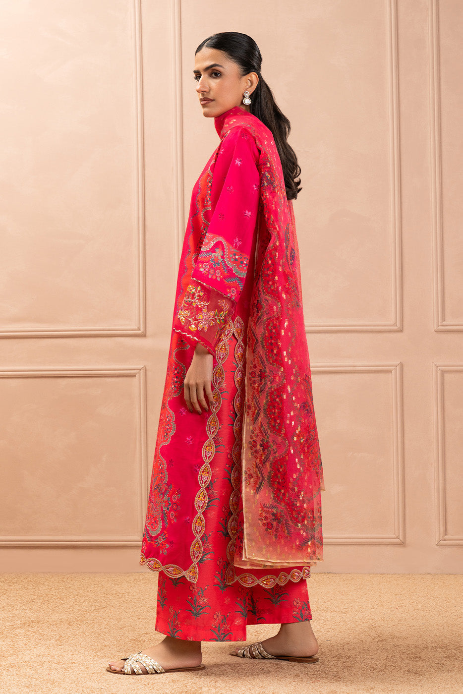 3 PIECE EMBROIDERED ZARI JACQUARD SUIT (LUXURY PRET)