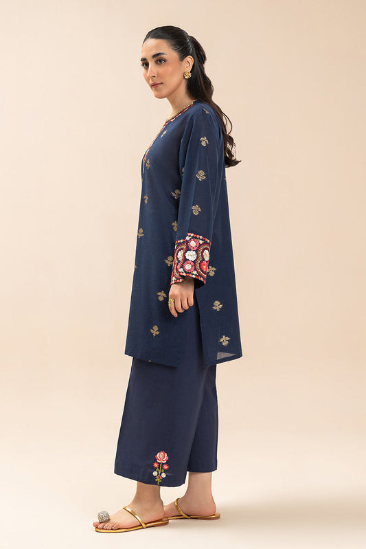 2 PIECE EMBROIDERED LUREX JACQUARD SUIT (PRET)