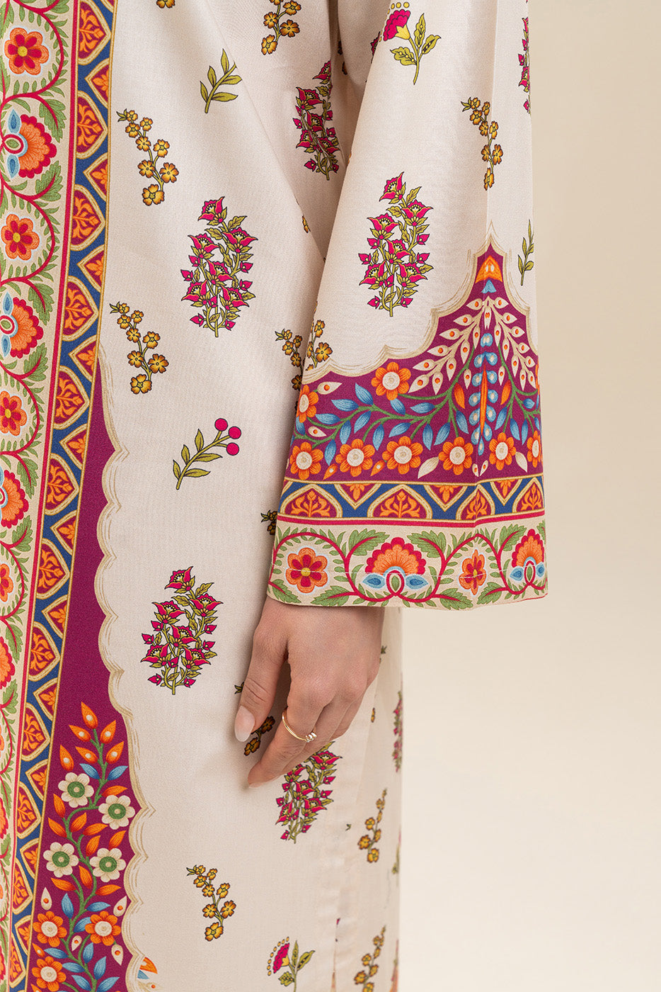 2 PIECE PRINTED COTTON VISCOSE SUIT (PRET)