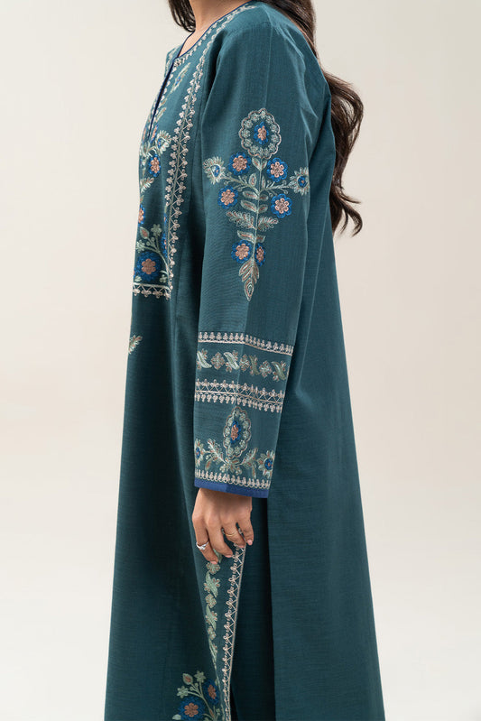 3 PIECE EMBROIDERED SLUB KHADDAR SUIT (PRET)