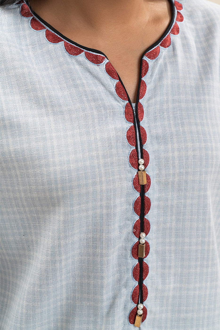 2 PIECE EMBROIDERED DOBBY SUIT (PRET)