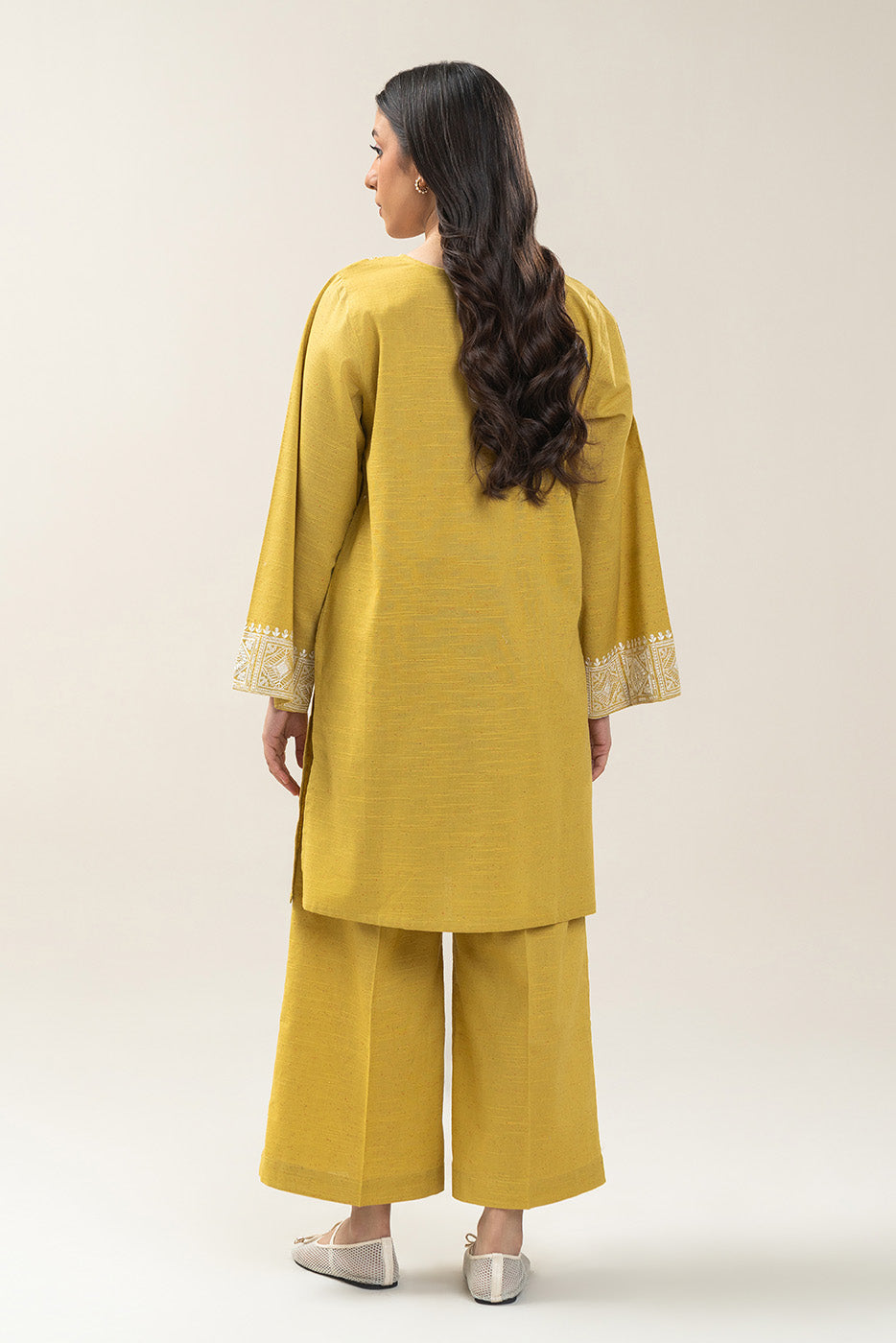 2 PIECE EMBROIDERED MULTI NEPS SUIT (PRET)